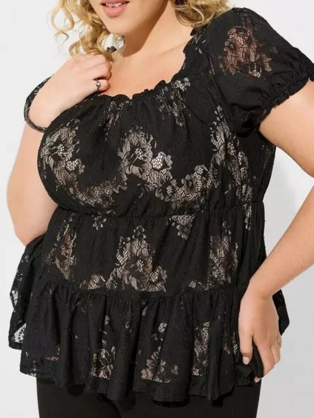 TORRID  Black Floral Babydoll Lace Tiered Short Sleeve  Blouse..Size:4